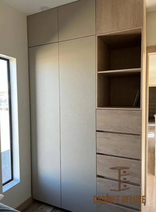 Closets y Recámaras — Cabinet Deluxe Cuauhtémoc
