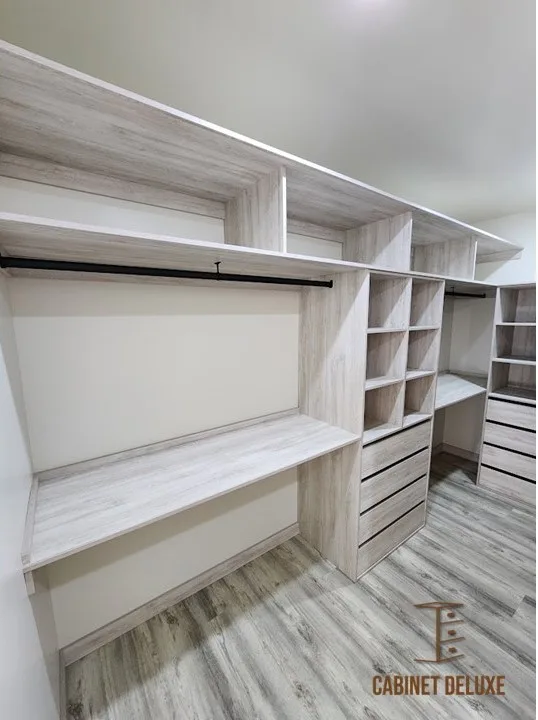Closets y Recámaras — Cabinet Deluxe Cuauhtémoc