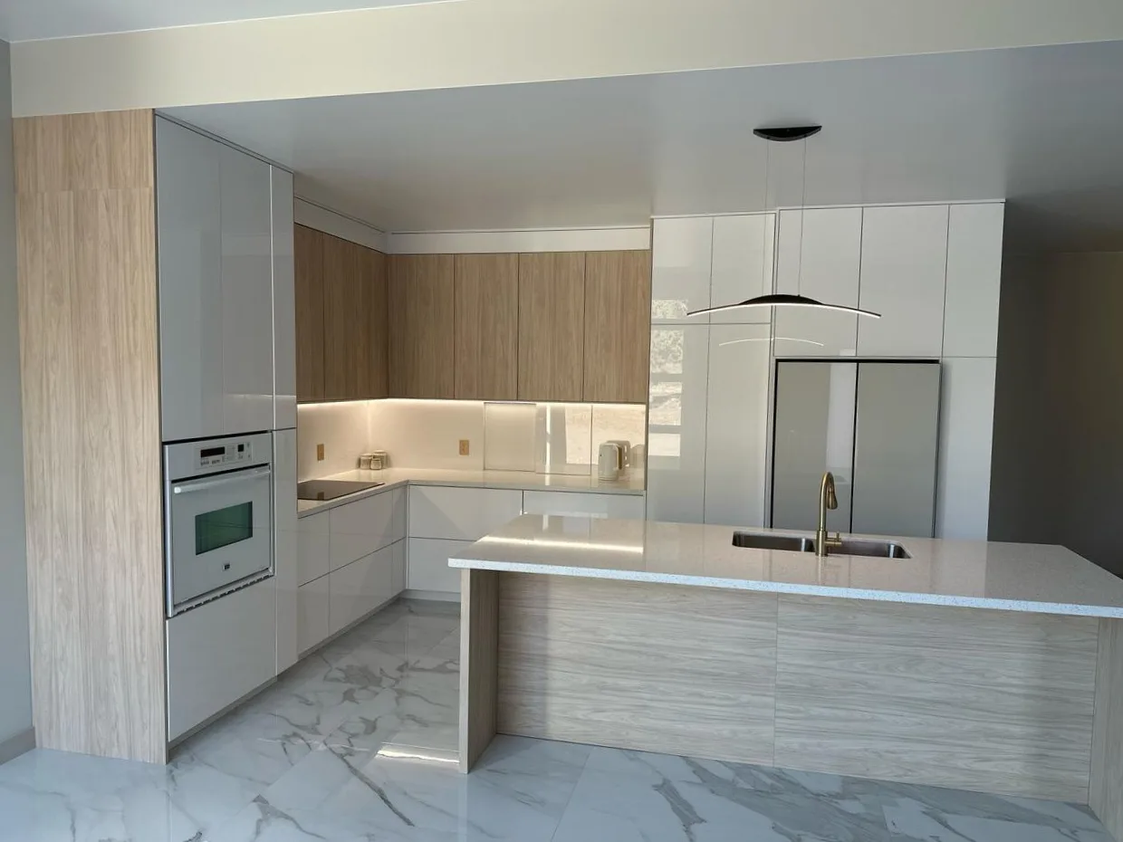 Cocinas Integrales — Cabinet Deluxe Cuauhtémoc